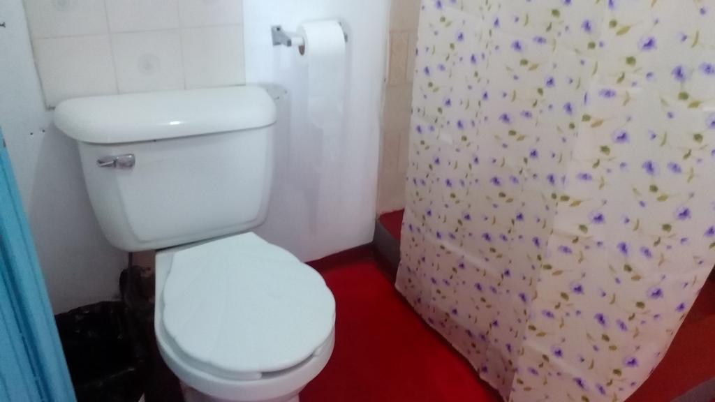Waikiki Guest House トレジャー・ビーチ エクステリア 写真