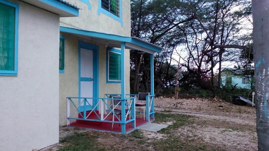 Waikiki Guest House トレジャー・ビーチ 部屋 写真