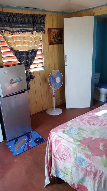 Waikiki Guest House トレジャー・ビーチ エクステリア 写真