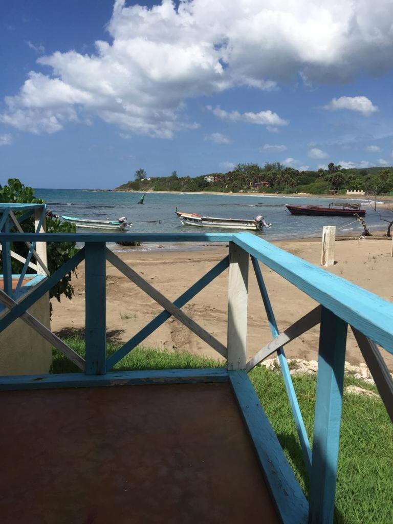 Waikiki Guest House トレジャー・ビーチ エクステリア 写真