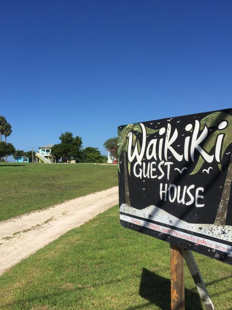 Waikiki Guest House トレジャー・ビーチ エクステリア 写真